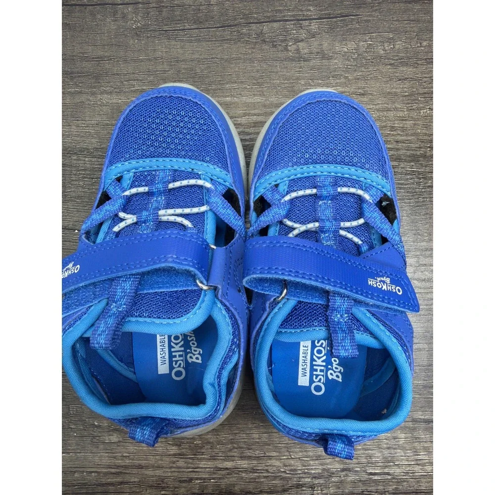 OshKosh Sandals Boys 10 Blue Mesh Closed Toe Athletic Water Sport EUC